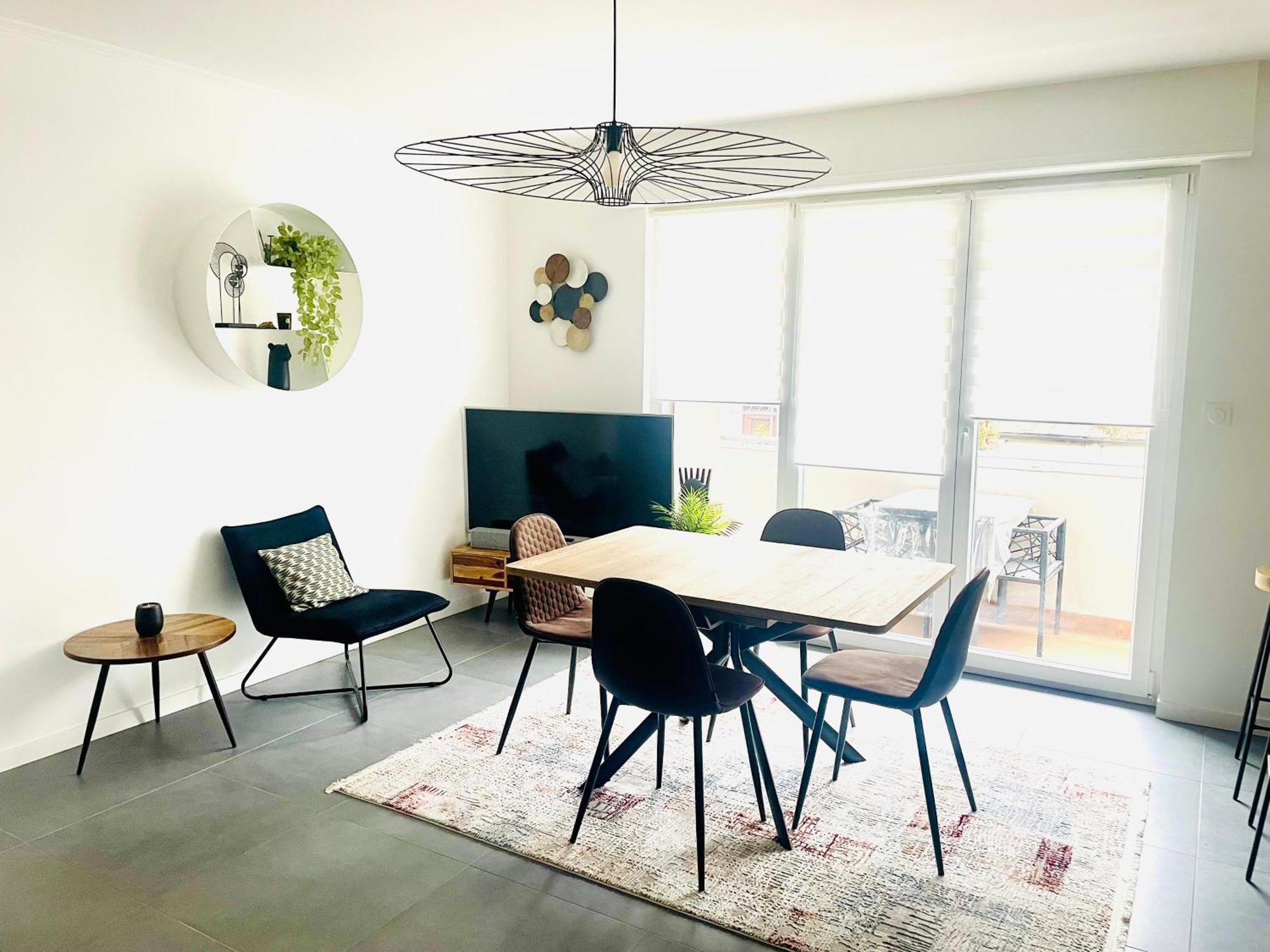 Appartement De Standing Proche Centre Ville Et Gare Mulhouse Exterior foto